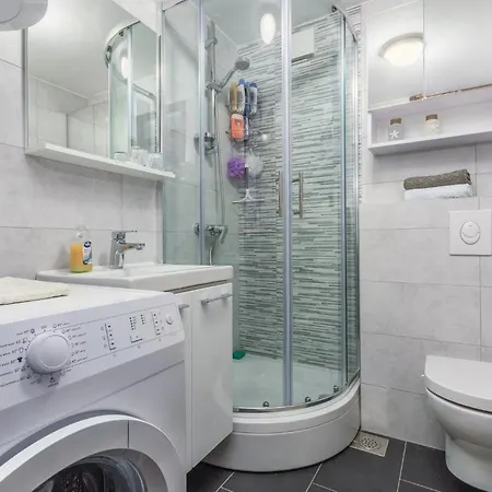 Daire Two-bedroom In Cervar Porat *
