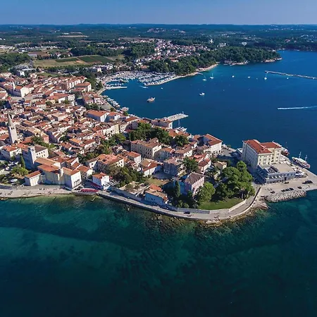 Apartment Awesome In Cervar Porat With Wifi Porec