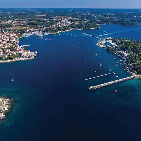 Two-bedroom In Cervar Porat * Poreč